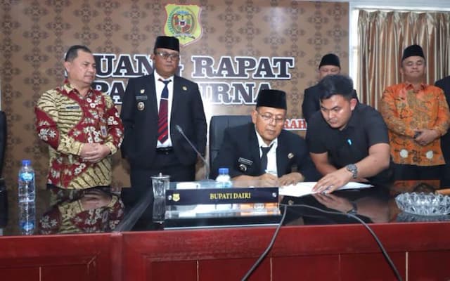dprd_dan_pemkab_dairi_sepakati_kua_ppas_apbd_2027_rp118_triliun