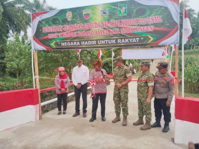 jembatan_garuda_di_karang_anyer_simalungun_resmi_digunakan_masyarakat