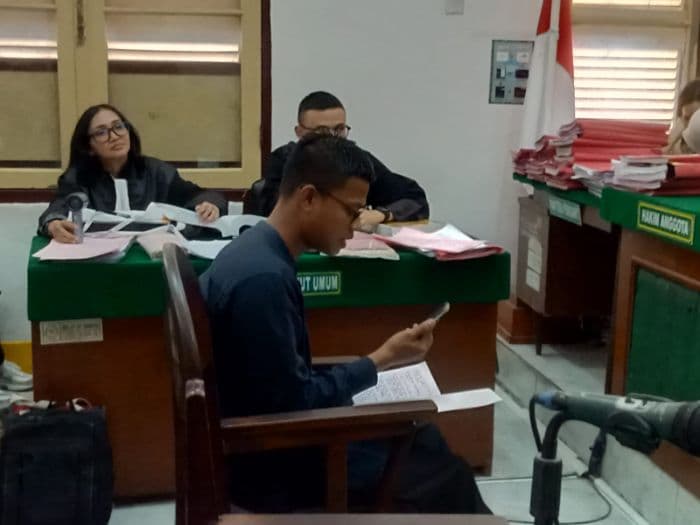 vonis_asn_kejari_pidie_jaya_terkait_kasus_penipuan_luluskan_siswa_ke_ub_malang_ditunda_dua_kali