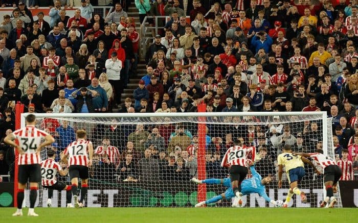 sunderland_vs_arsenal_raya_selamatkan_the_gunners_bruno_bikin_stadium_of_light_terdiam