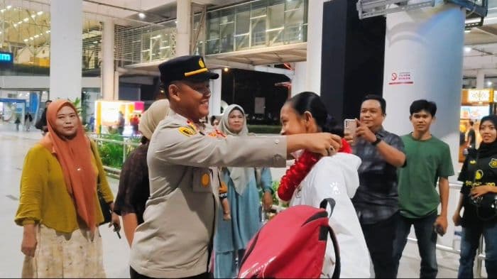 bawa_timnas_putri_u17_ke_final_piala_asia_2027_fadilla_disambut_ratusan_warga_batu_bara