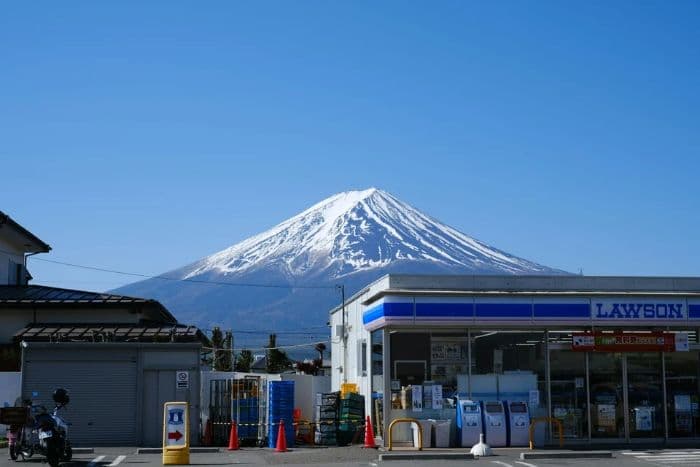 jepang_dinobatkan_sebagai_negara_paling_menarik_di_dunia_untuk_keempat_kalinya