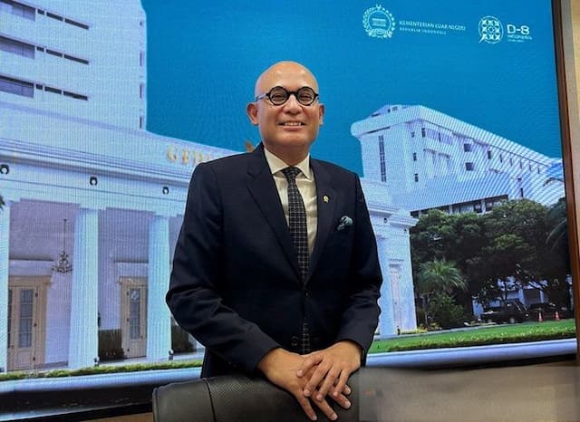 pesan_tegas_menlu_baru_diplomasi_ri_harus_terasa_sampai_meja_makan_rakyat_