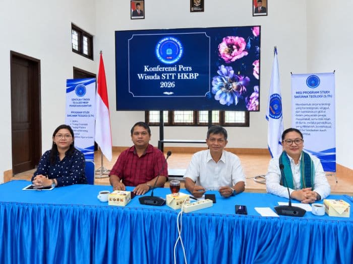 stt_hkbp_pematangsiantar_akan_wisuda_136_lulusan_setelah_meraih_akreditasi_unggul