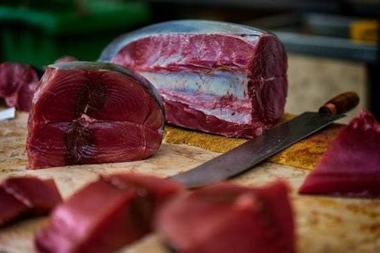 tuna_fillet_merah_kaya_protein_ini_kandungan_gizi_dan_manfaatnya_untuk_keluarga