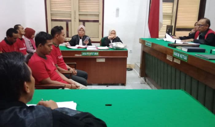 dua_satpam_dred_ktv_divonis_11_bulan_penjara_karena_halangi_penggerebekan_narkoba