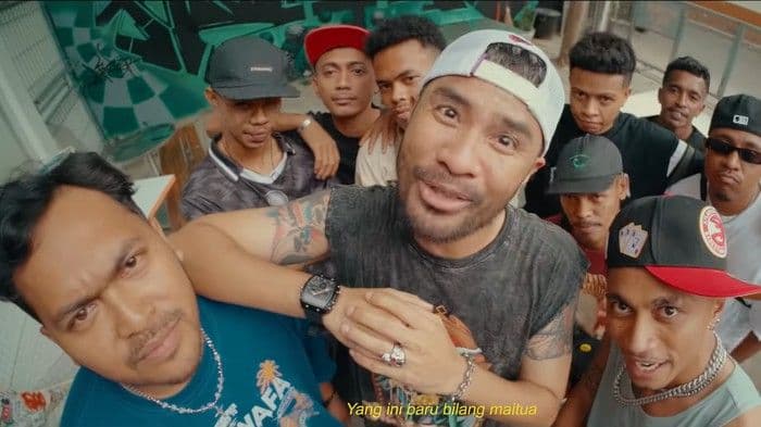 lirik_tor_monitor_ketua_viral_lagu_timur_ajak_move_on_dengan_gaya_gacor