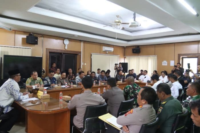 pemkab_dairi_turun_tangan_redam_konflik_pro_dan_kontra_terkait_pt_gruti