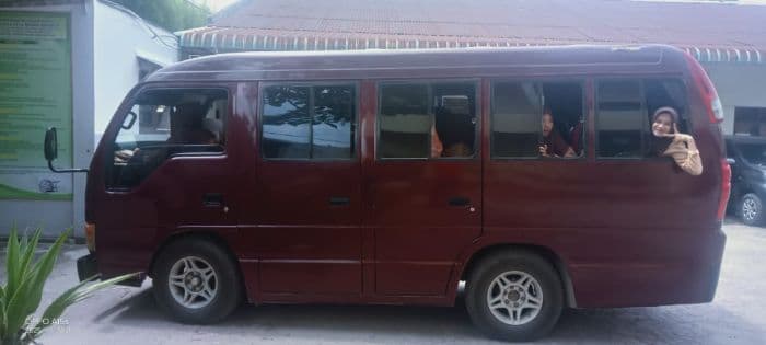 bus_elf_merah_pengangkut_siswa_jaya_krama_ternyata_milik_pribadi_bukan_yayasan_
