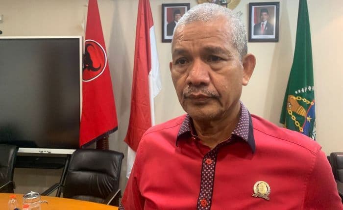 jelang_nataru_sutarto_dorong_pemprov_sumut_jaga_stabilitas_harga_bbm_dan_sembako