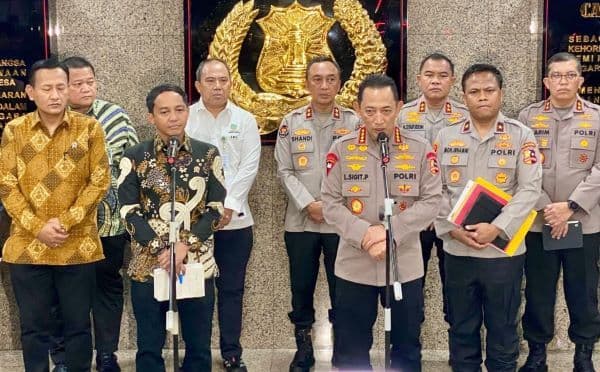 polri_tetapkan_satu_tersangka_kasus_pembalakan_liar_pemicu_banjir_di_sumut_