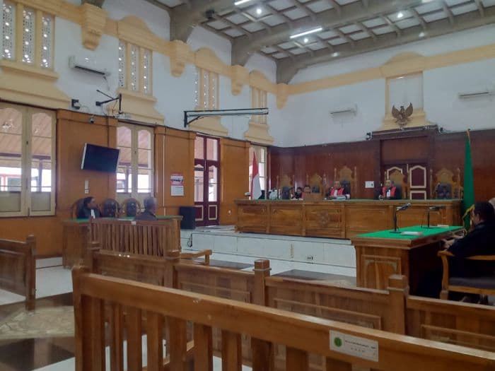 hakim_tunda_sidang_putusan_mantan_gm_pt_gsd_terkait_kasus_korupsi_imb_balei_merah_putih_siantar