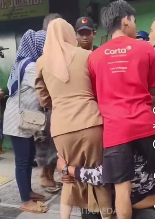 pria_paruh_baya_diamuk_massa_saat_curi_motor_di_jalan_brigjen_katamso_medan