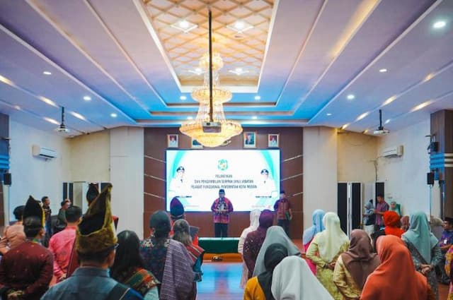 jelang_transisi_kepemimpinan_pj_sekda_lantik_54_pejabat_fungsional