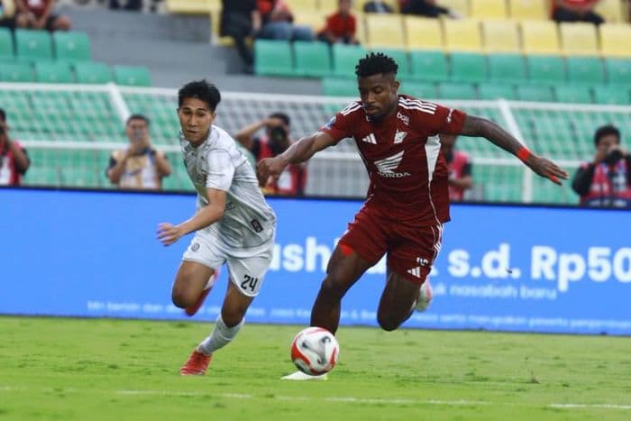 hasil_super_league_diwarnai_kartu_merah_psm_ditekuk_dewa_united_02