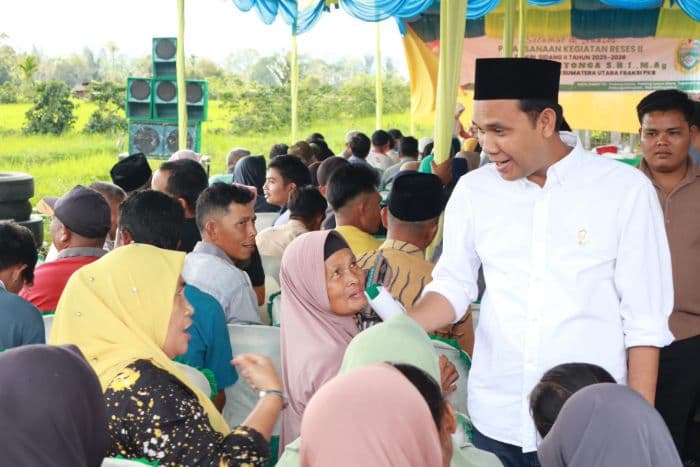 reses_dprd_sumut_masyarakat_desa_nanggarjati_hutapadang_keluhkan_infrastruktur_jalan_kepada_muniruddin_ritonga