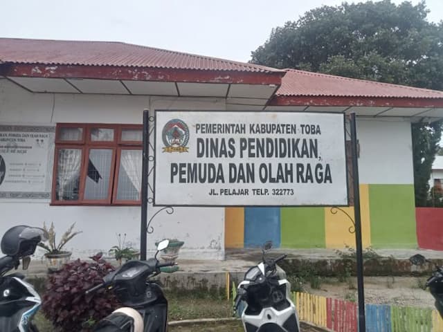 disdik_sebut_pelantikan_kepsek_di_toba_tanpa_bcks_tidak_masalah