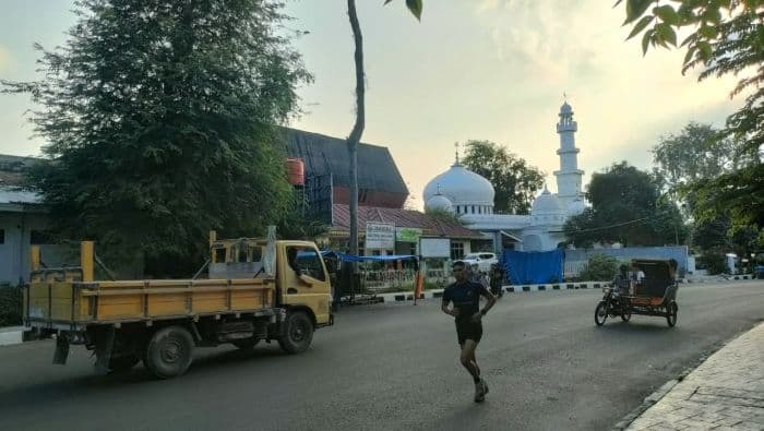 dr_robitah_olahraga_sambil_menjalani_puasa_ramadan_baik_bagi_kesehatan