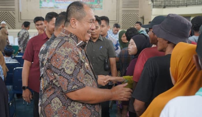 pemkab_asahan_salurkan_paket_sembako_untuk_warga_jelang_hari_jadi_ke80