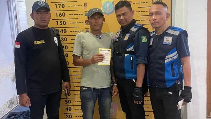 respons_cepat_tim_cakrawala_dishub_medan_amankan_jukir_yang_kutip_parkir_pakai_tarif_lama