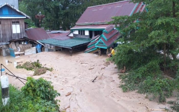 banjir_rendam_11_desa_di_luwu_800_rumah_warga_terdampak