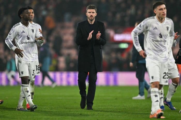 hasil_premier_league_manchester_united_kalah_12_dari_leeds_begini_respons_michael_carrick