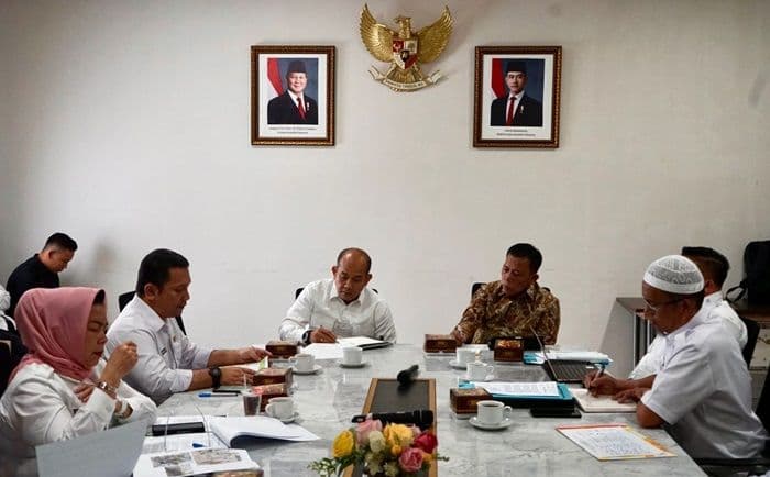 bupati_tapteng_usulkan_hibah_tanah_untuk_sekolah_rakyat_dan_rumah_sakit