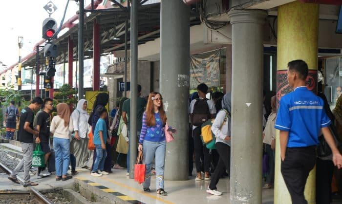 libur_panjang_waisak_penumpang_kereta_api_di_sumut_naik_18_persen_