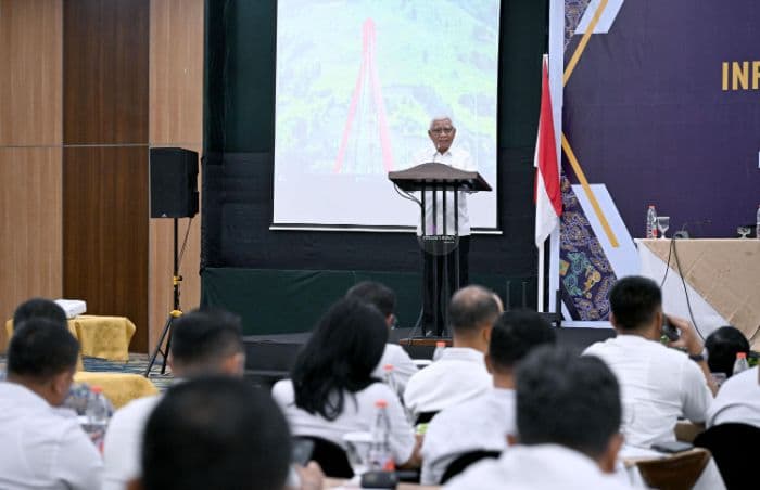 pemprov_sebut_lebih_21_persen_jalan_di_sumut_masih_kategori_rusak