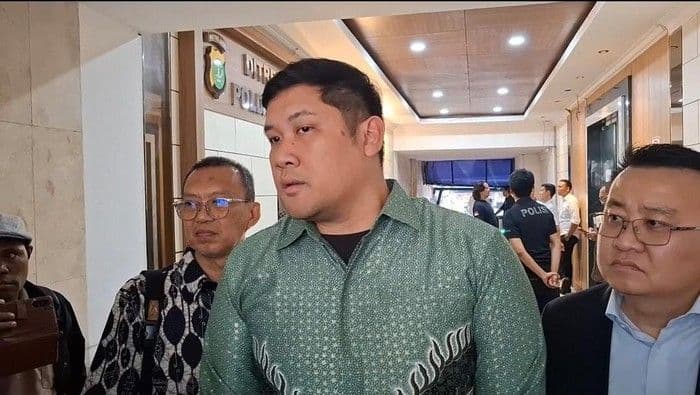 polda_metro_jaya_periksa_michael_sinaga_terkait_laporan_ijazah_palsu_jokowi
