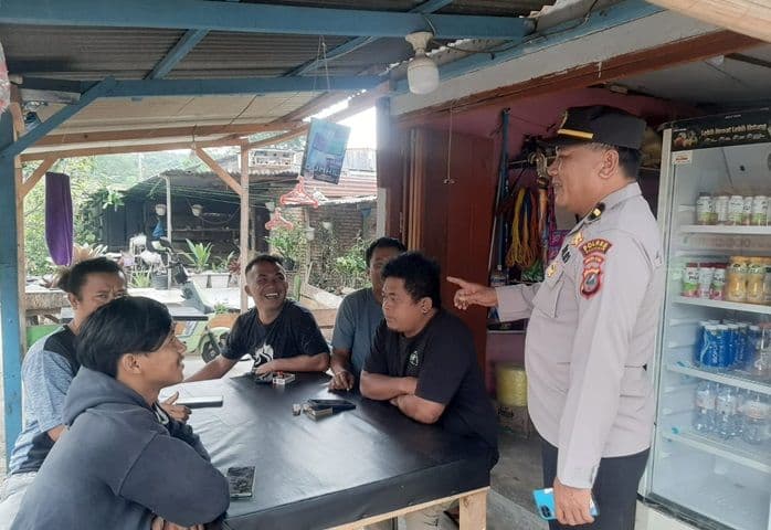 polisi_gelar_penyuluhan_cegah_premanisme_di_kawasan_wisata_pangururan_samosir