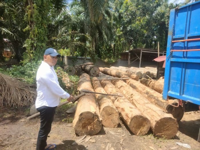 sidak_jalan_rusak_di_asahan_tak_disangka_dprd_bongkar_aktivitas_ilegal