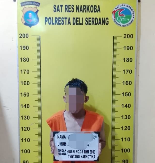 dua_pria_di_pantai_labu_ditangkap_polres_deli_serdang_sempat_dihalangi_warga