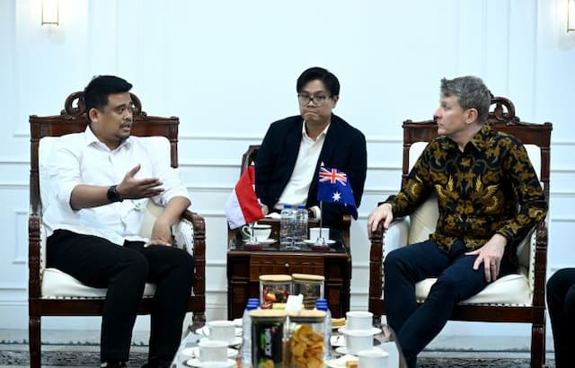 gubernur_bobby_promosikan_sumut_ke_dubes_australia_sebagai_gerbang_investasi_indonesia_barat