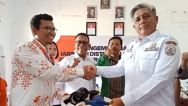 jaringan_distribusi_air_bersih_di_tapian_nauli_tapteng_mulai_diperbaiki