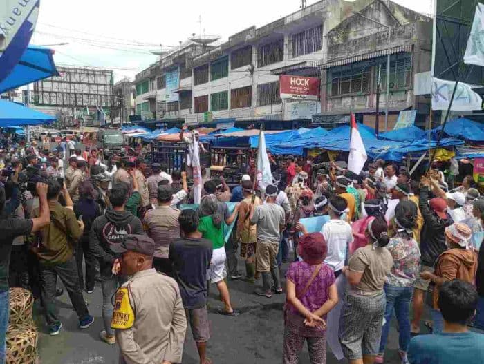 kp2h_kerugian_pedagang_lebih_besar_dibandingkan_macet_akibat_aksi_mimbar_umum