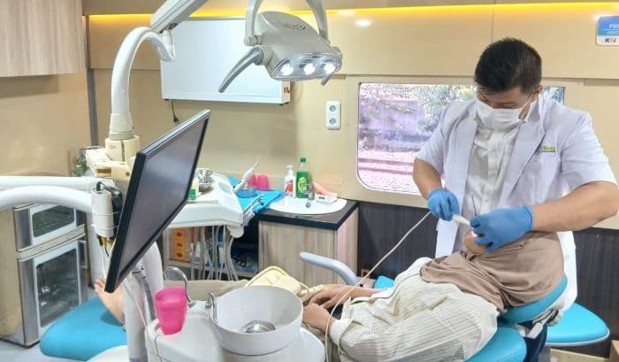 200_warga_siantar_dapat_pengobatan_gratis_dari_rail_clinic_kai_divre_i_sumut