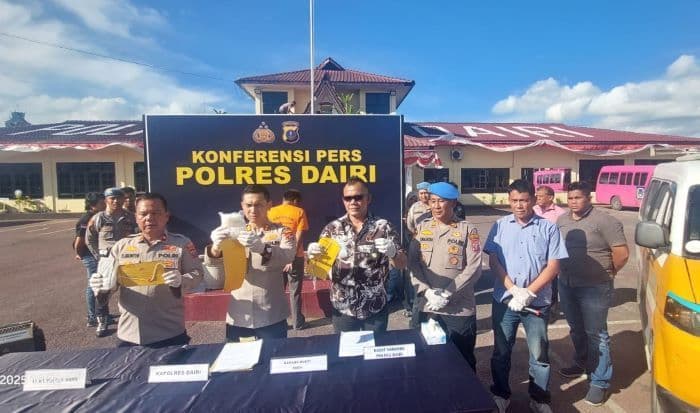 bawa_sabu_dan_ekstasi_sopir_angkot_trayek_sitinjosidikalang_ditangkap_polisi