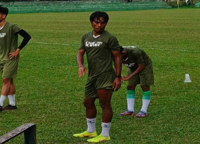 erwin_gutawa_eks_psm_makassar_mulai_ikuti_latihan_bersama_psms_medan