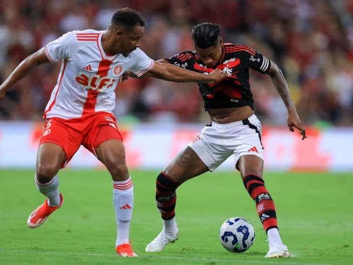 hasil_copa_libertadores_2025_estudiantes_tumbangkan_cerro_porteo_flamengo_unggul_sementara