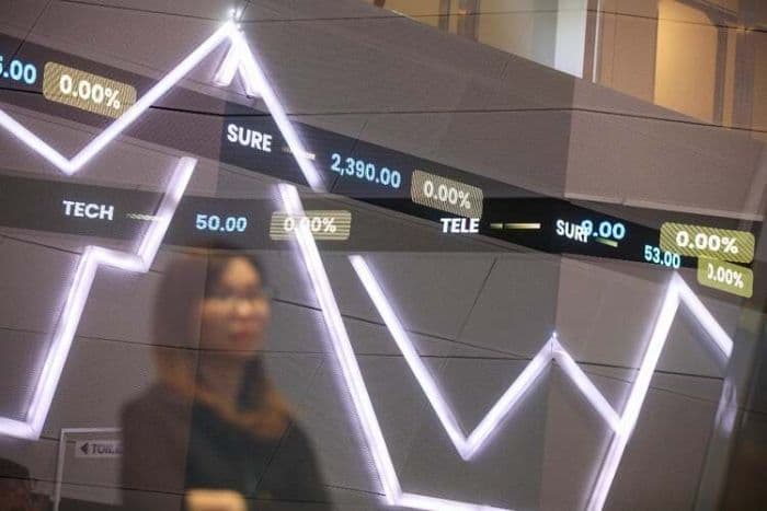 ihsg_dekati_level_8000_rupiah_menguat_dan_asing_borong_saham_rp149_triliun