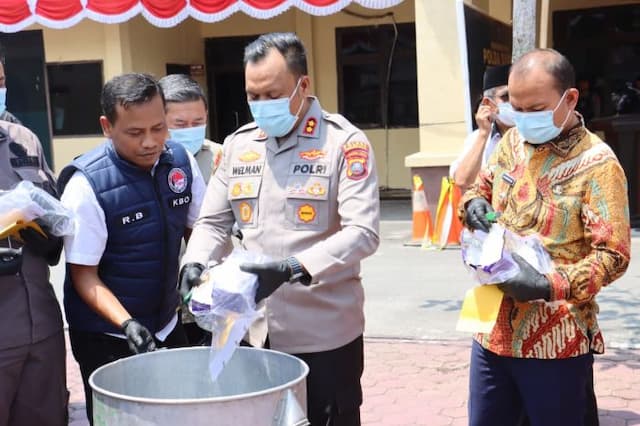 polres_tanjungbalai_musnahkan_87_kg_sabu_dan_ratusan_pil_ekstasi