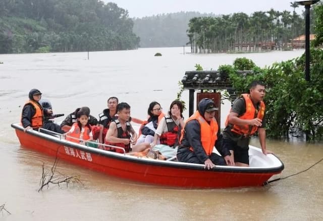 topan_terjang_taiwan_dan_china_tenggara_penerbangan_dan_feri_dibatalkan