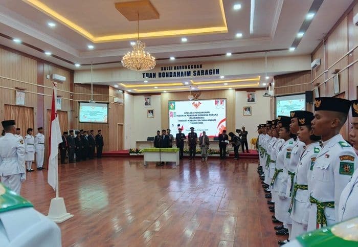 50_paskibraka_dikukuhkan_bupati_simalungun_jaga_amanah_dan_semangat_habonaron_do_bona_