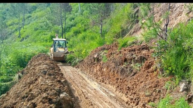 7_bulan_putr_toba_tangani_11_bencana_alam_di_lima_kecamatan