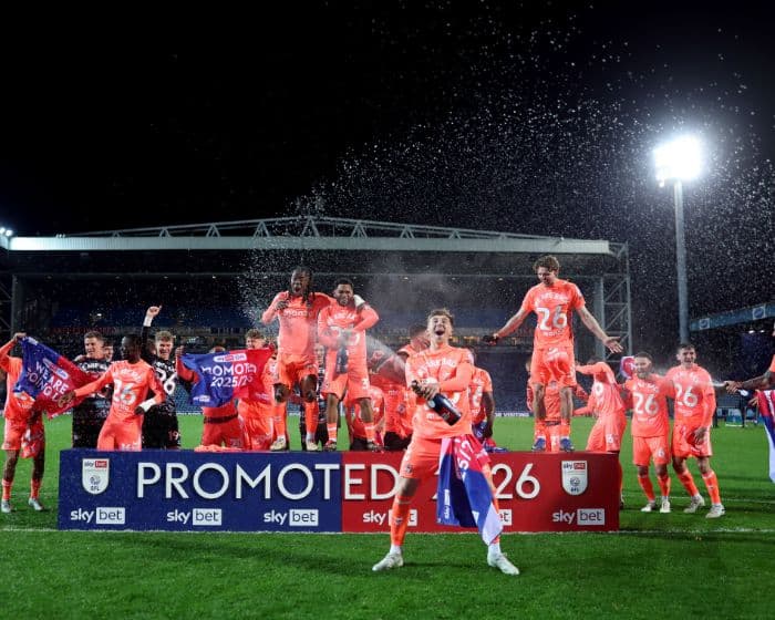 berawal_dari_pabrik_sepeda_25_tahun_terpuruk_coventry_city_akhirnya_kembali_ke_premier_league