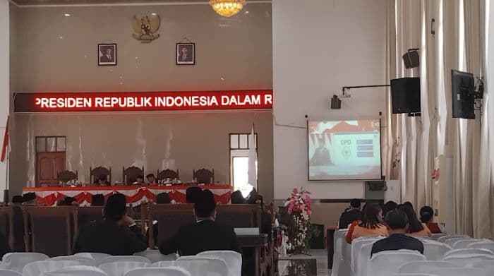 ketua_dprd_pematangsiantar_harapkan_121_kebijakan_transformatif_prabowo_terlaksana