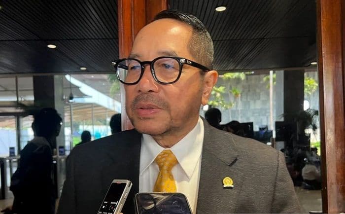 perum_bulog_jadi_badan_otonom_dapat_perkuat_peran_negara_