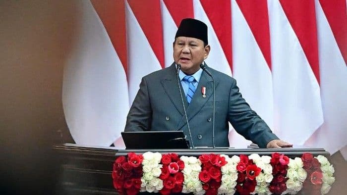 subsidi_bbm_bakal_dikurangi_prabowo_siapkan_insentif_1_juta_motor_listrik