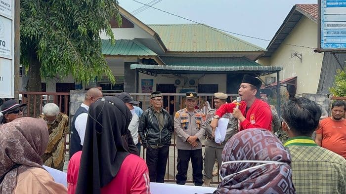 12_kepling_dicopot_di_binjai_timur_lmnd_demo_pertanyakan_prosedur_pemberhentian